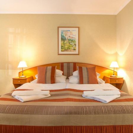 Hotel Spa Heviz Ngoại thất bức ảnh