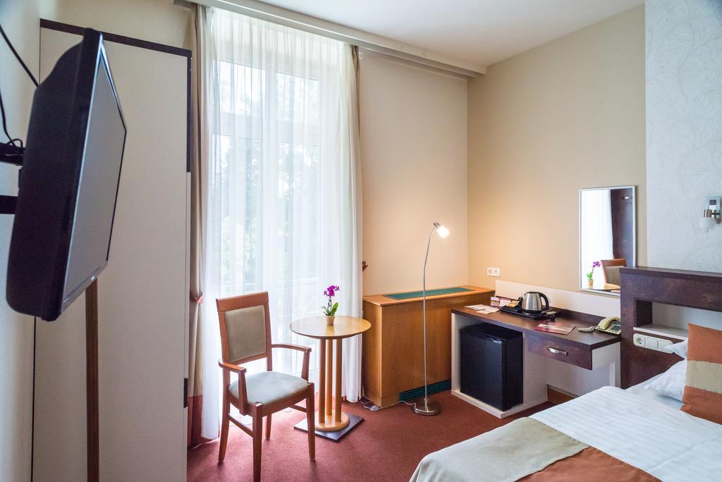 Hotel Spa Heviz Ngoại thất bức ảnh