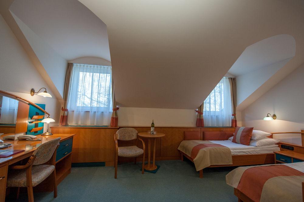 Hotel Spa Heviz Ngoại thất bức ảnh