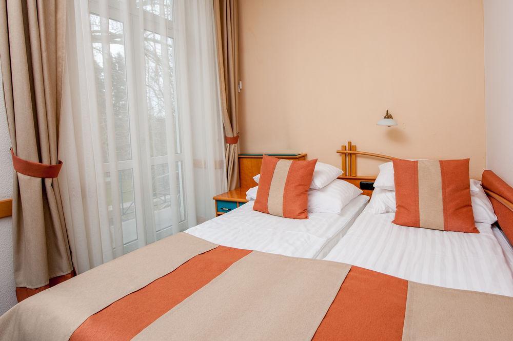 Hotel Spa Heviz Ngoại thất bức ảnh